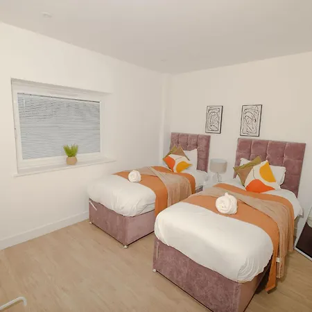 Charming And Bright Flat - Wi-fi Included! *